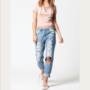 Hidden distressed/frayed bf fit denim jeans